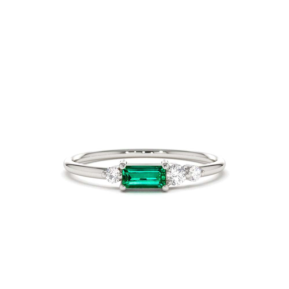 14K Gold Baguette Emerald Diamond Ring - view 3