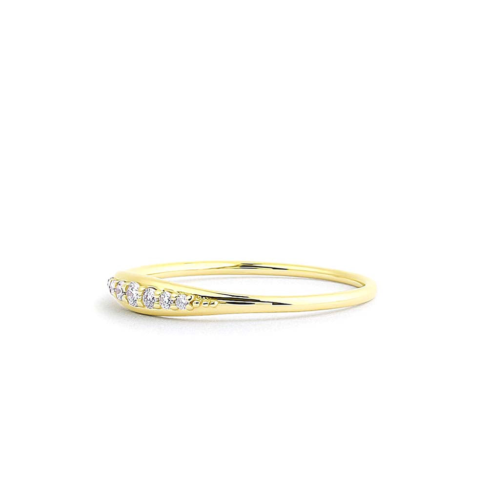 14K Graduating Diamond Wedding Band - view 4