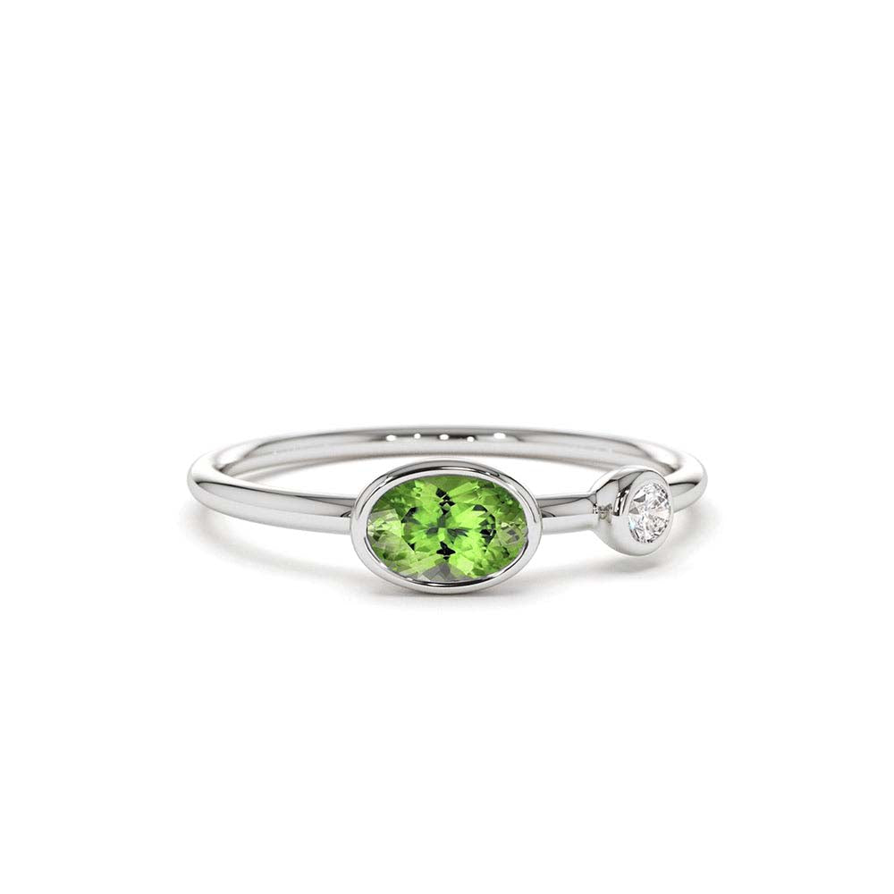 14K Gold Oval Peridot and Diamond Ring - view 3